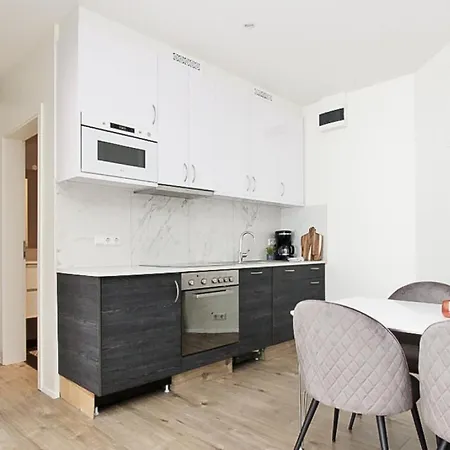 Downtown Apartments Akureyri Room photo